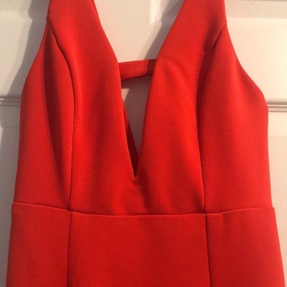Plunging Coral Red Midi Dress - Picture 4 of 6